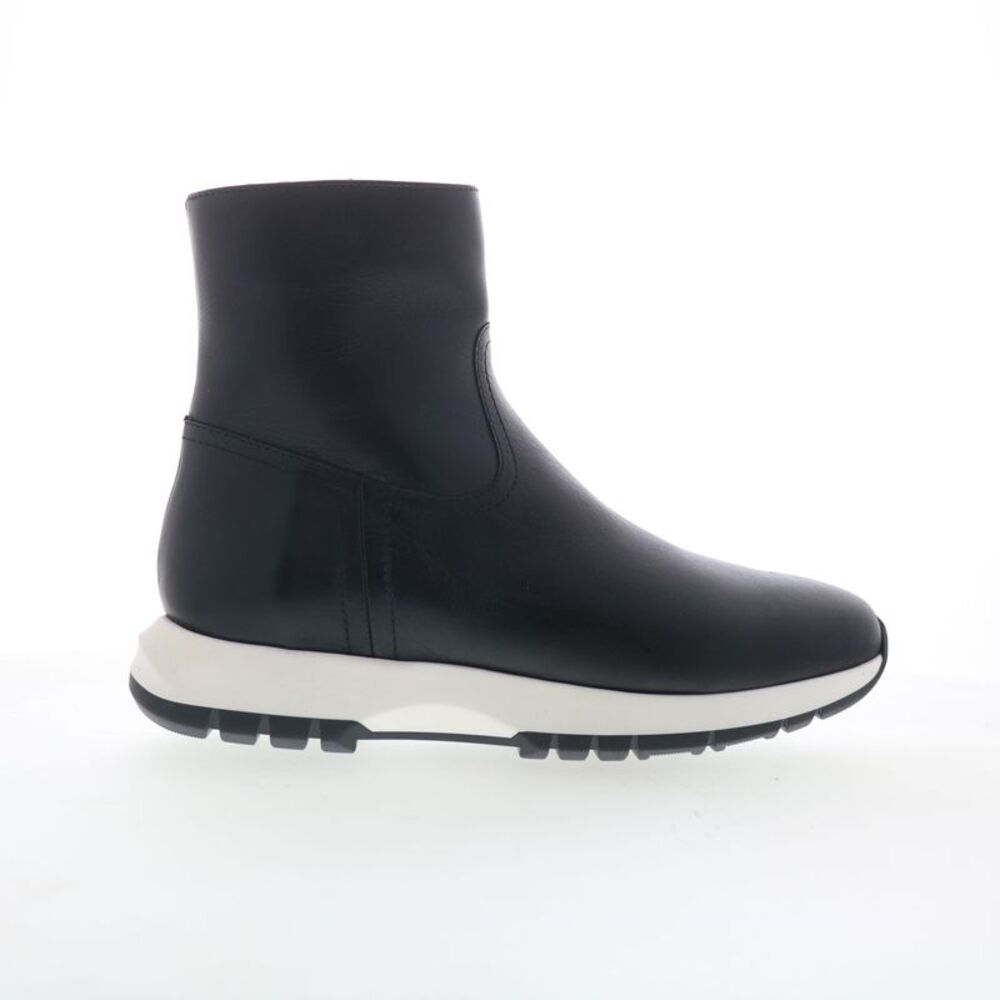 Aquatalia Womens Kit Black Boots (NWT)